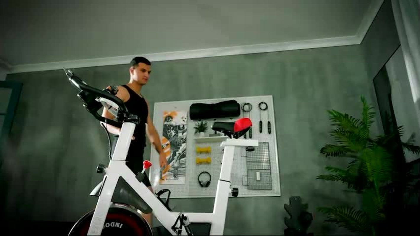 HOMCOM 8Kg Flywheel Exercise Bike with Adjustable Height, Resistance, White